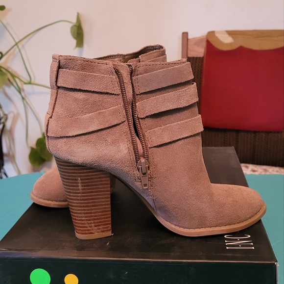 International Concepts brown suede bootie. - Picture 3 of 6
